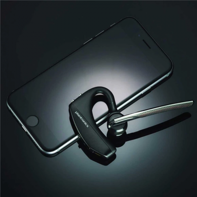 Plantronics Voyager 5200 Bluetooth Headset Earpiece with Charging Case